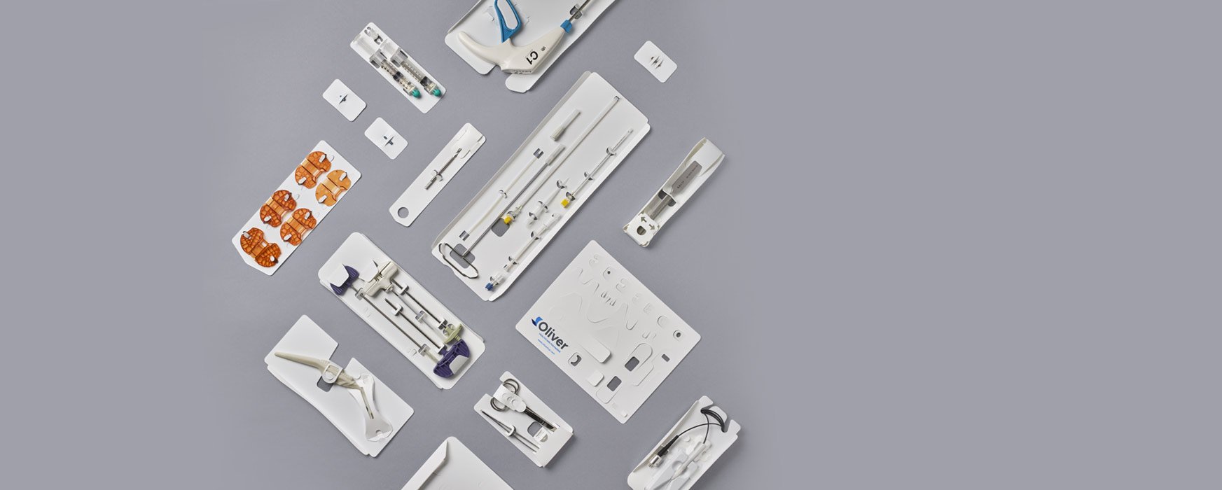 CleanCut 맞춤형 설계 HDPE 카드 | Oliver Healthcare Packaging